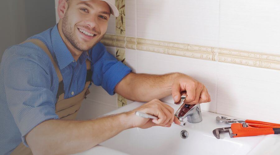 Professional sink repair in La Prairie, IL